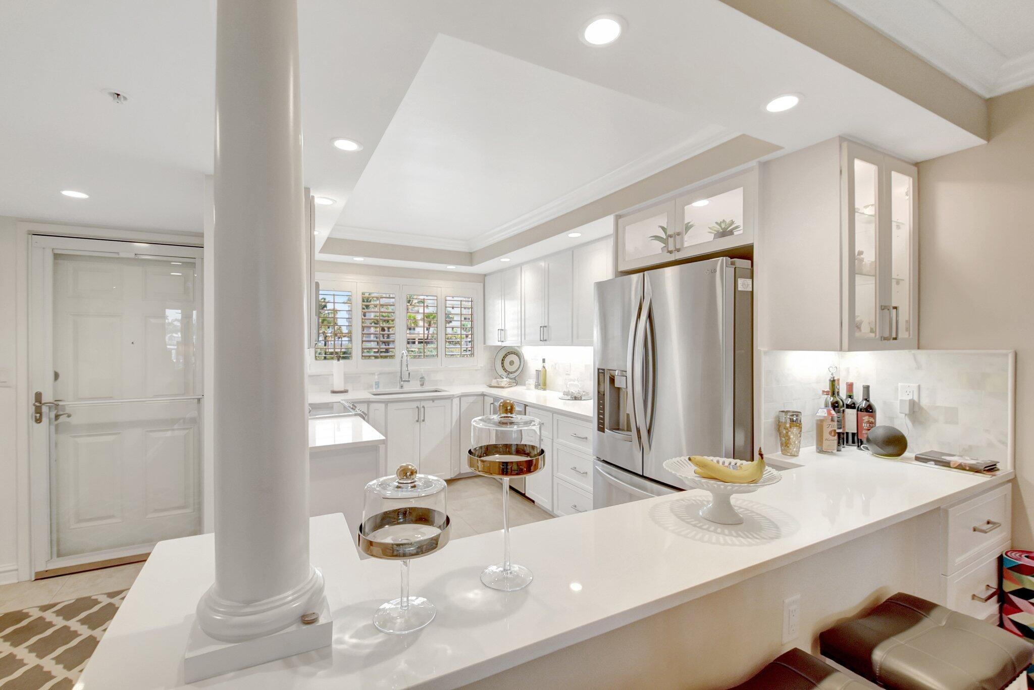 3224 S Ocean Boulevard 214