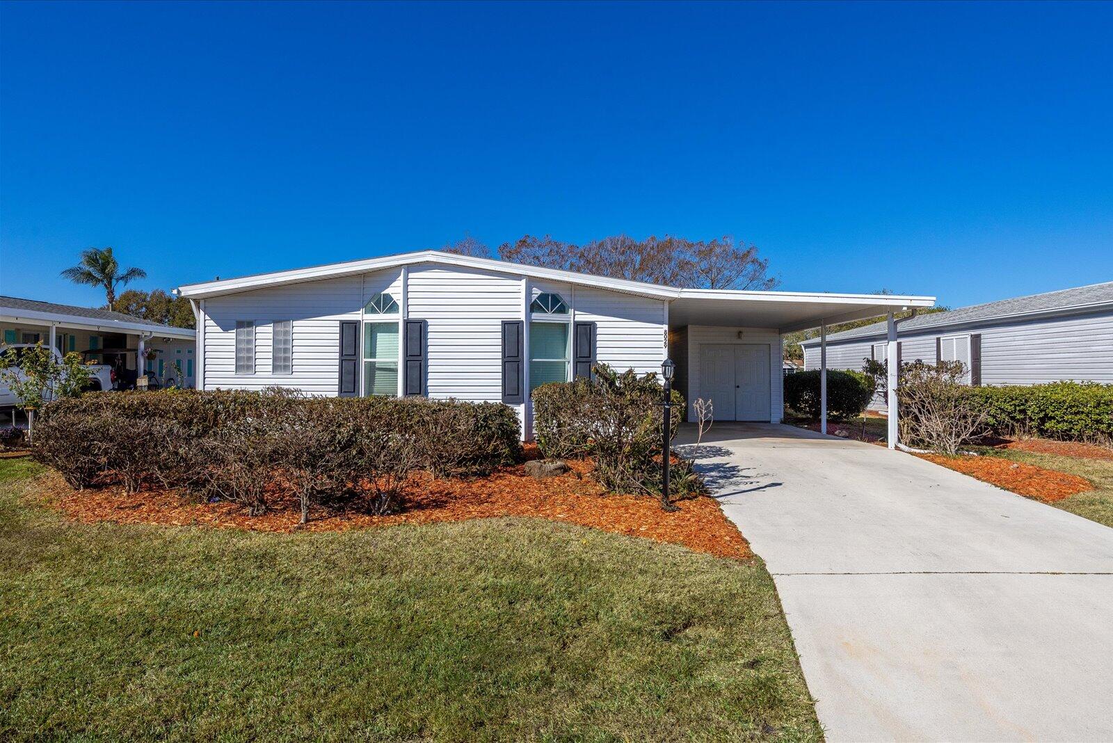 8029 Meadowlark Lane