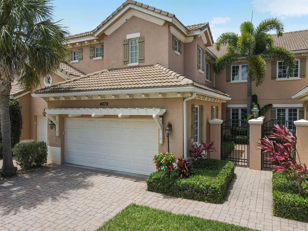 Photo of 4679 Cadiz Circle, Palm Beach Gardens, FL 33418 (MLS # R10726238)