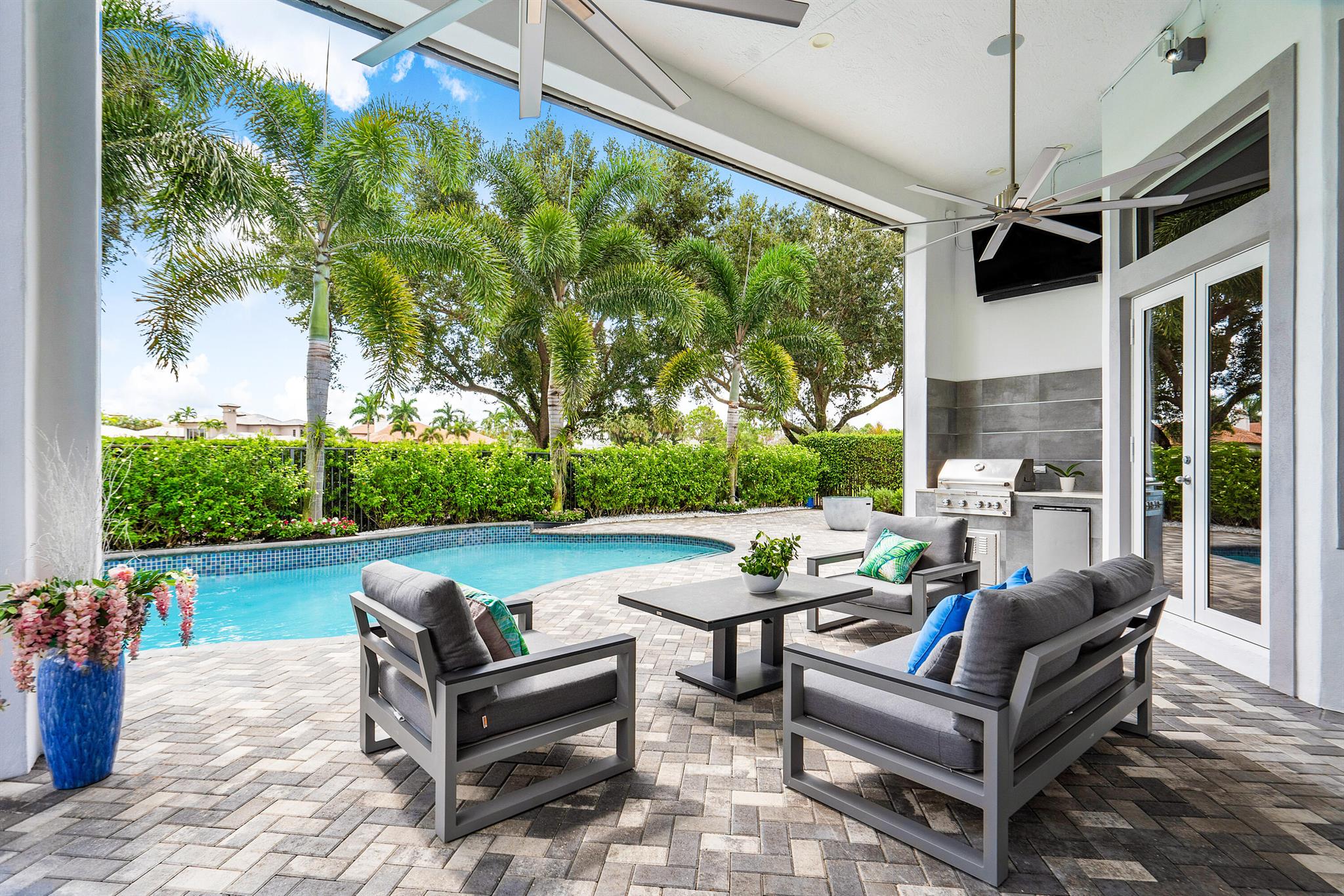 Mizner Country Club - Residential