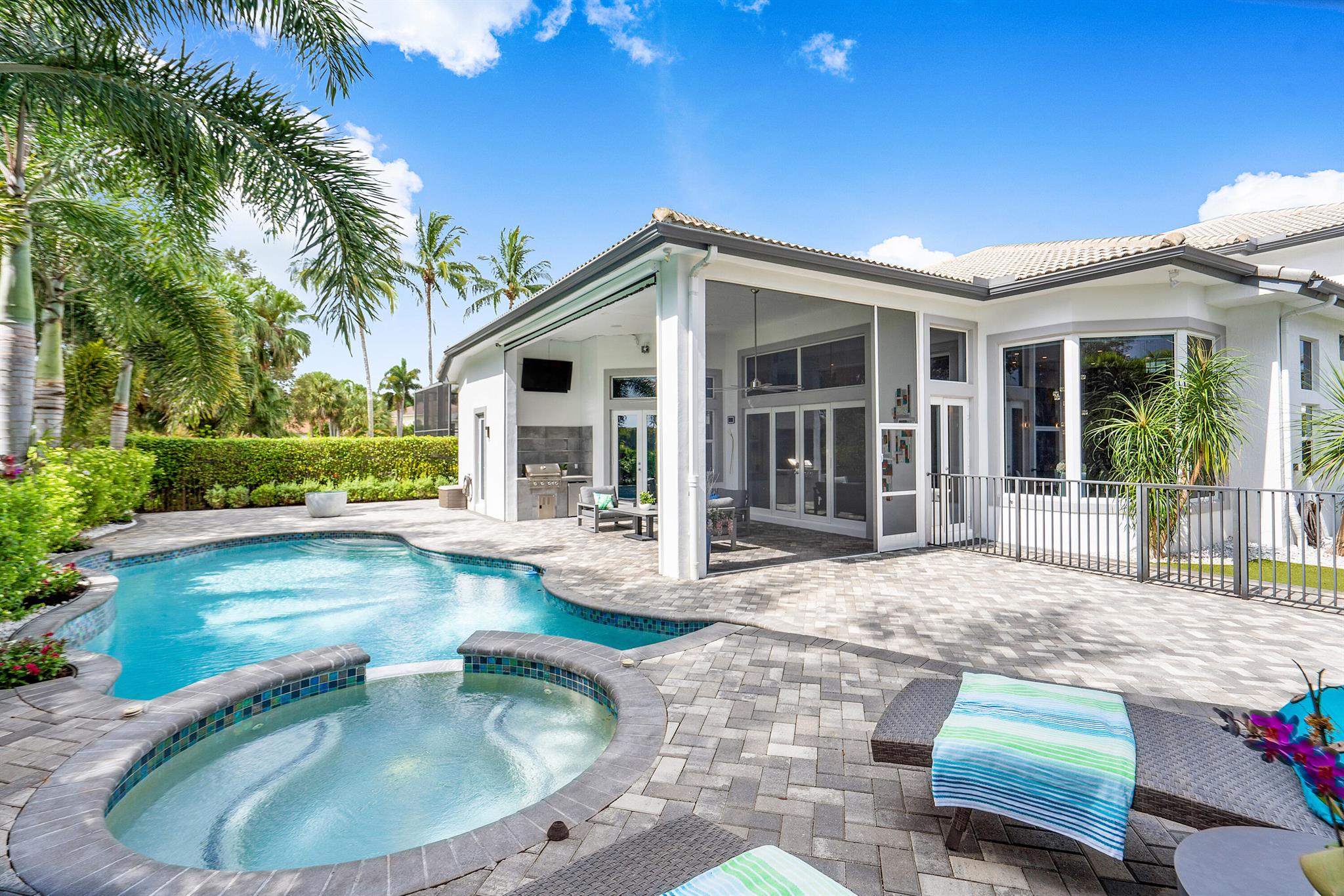 Mizner Country Club - Residential