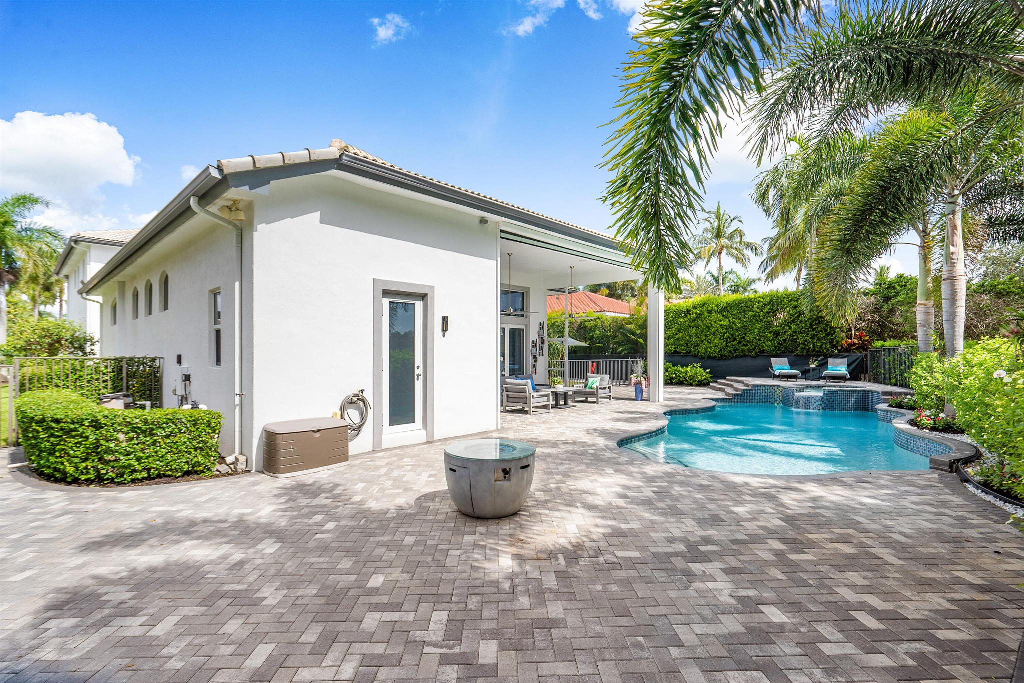 Mizner Country Club - Residential