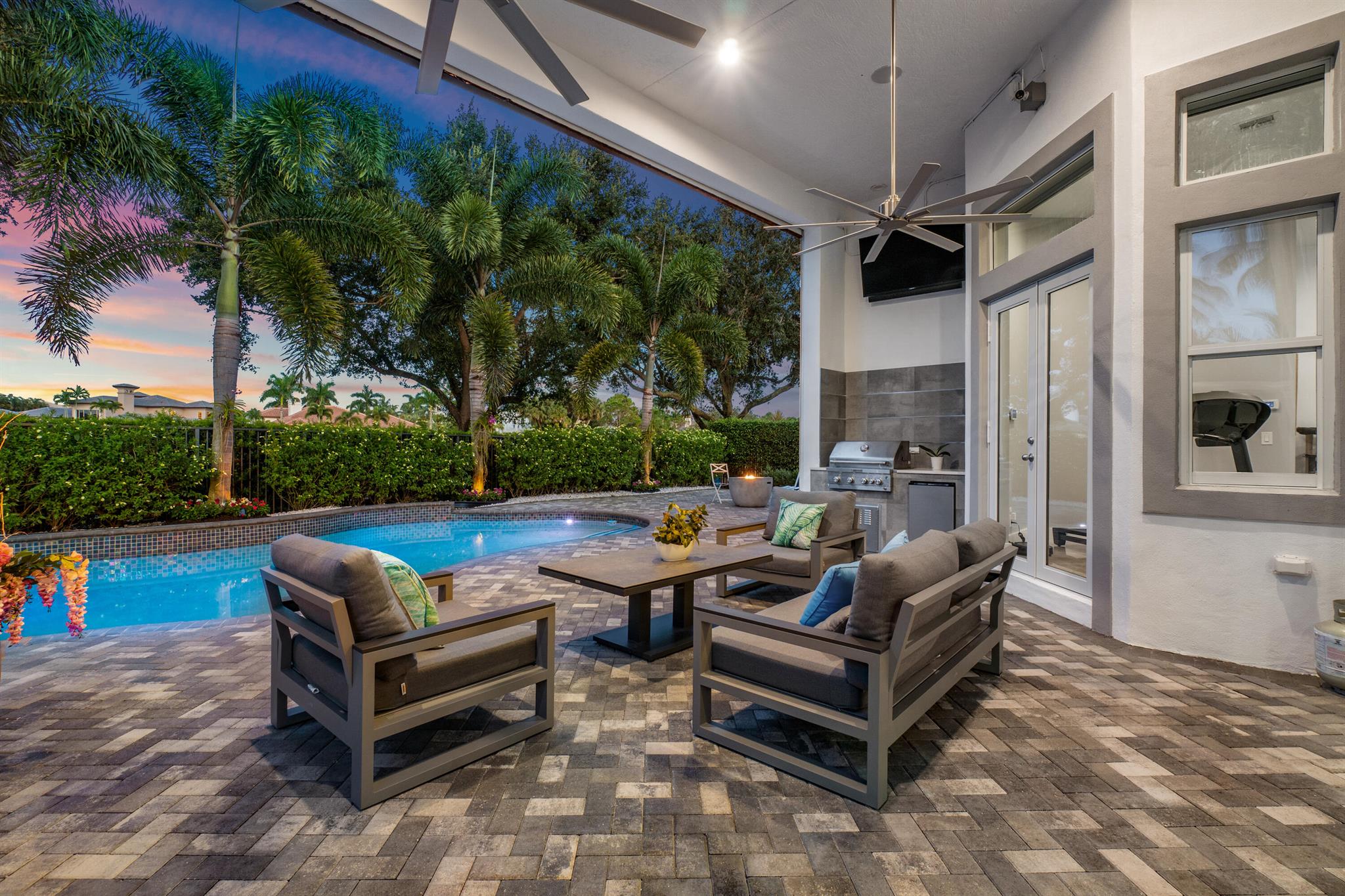 Mizner Country Club - Residential