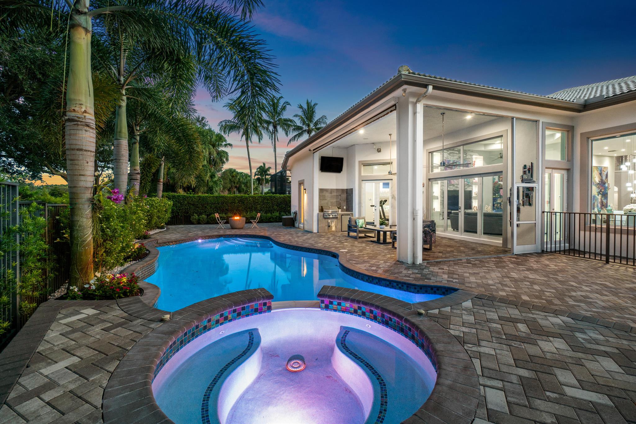 Mizner Country Club - Residential