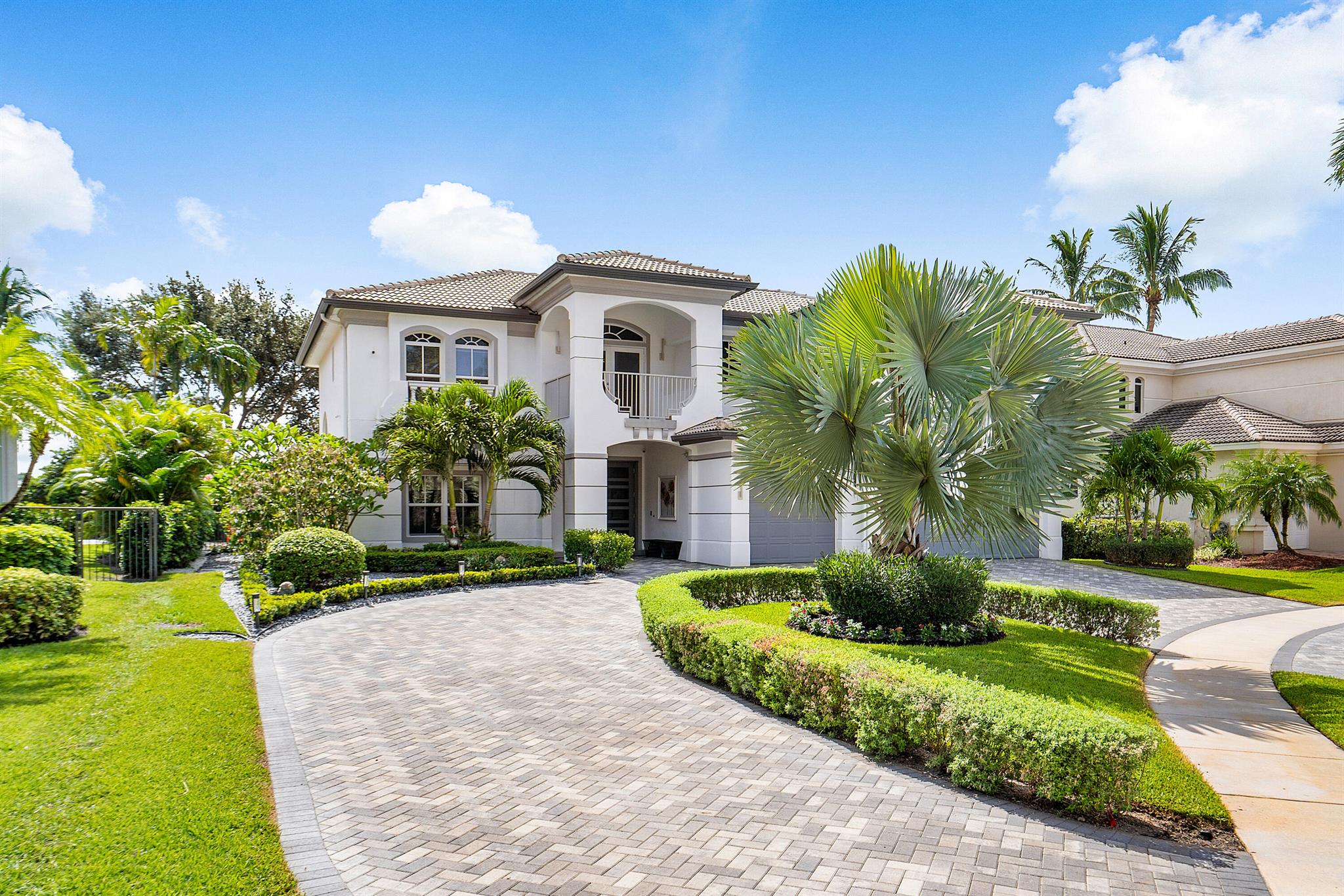 Mizner Country Club - Residential