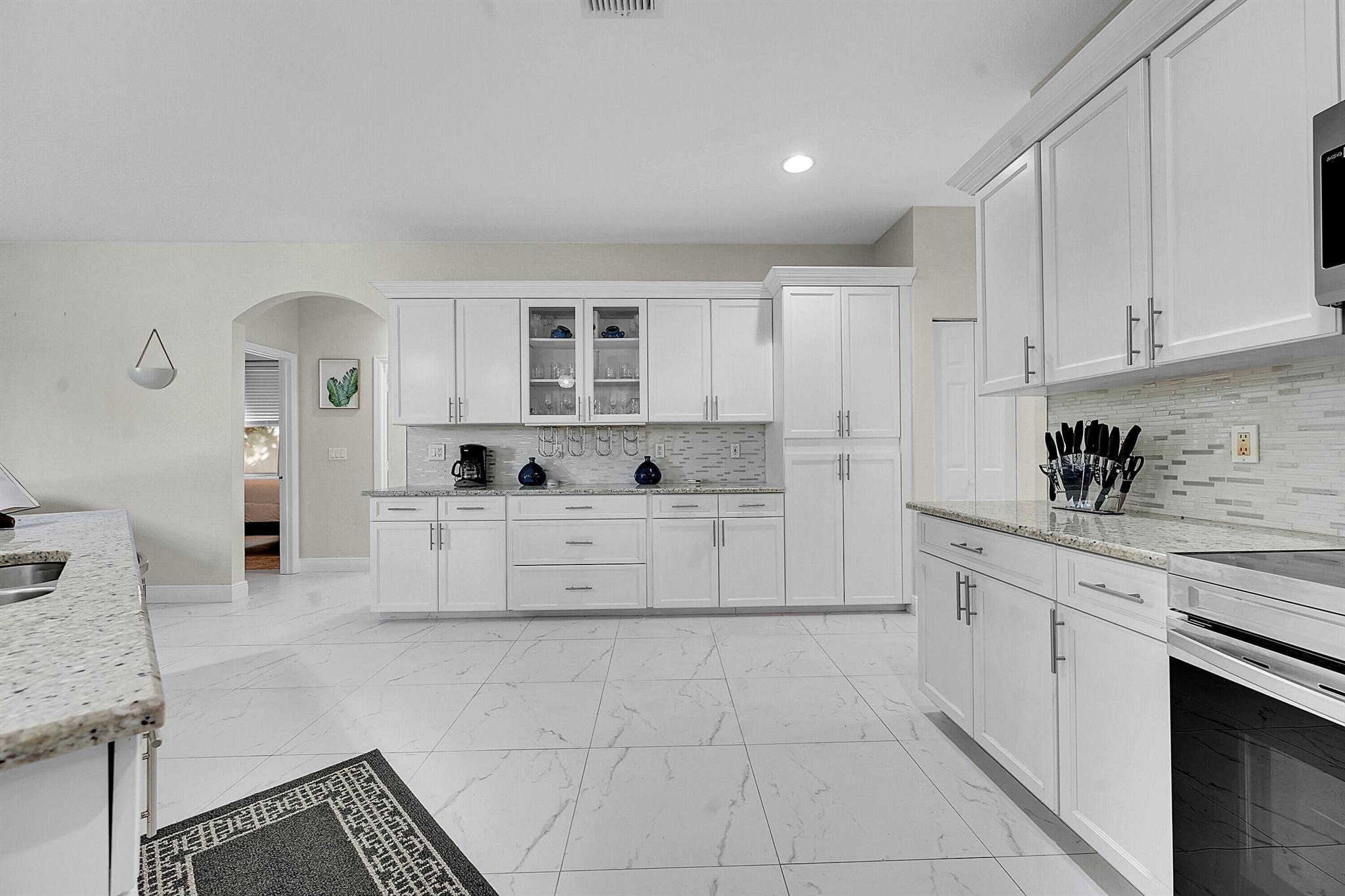 GREENVIEW SHORES 2 OF WEL - Residential Lease