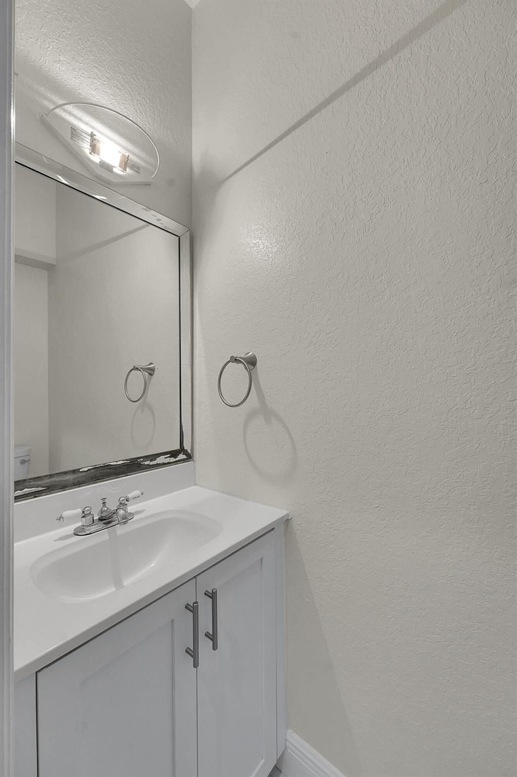 GREENVIEW SHORES 2 OF WEL - Residential Lease