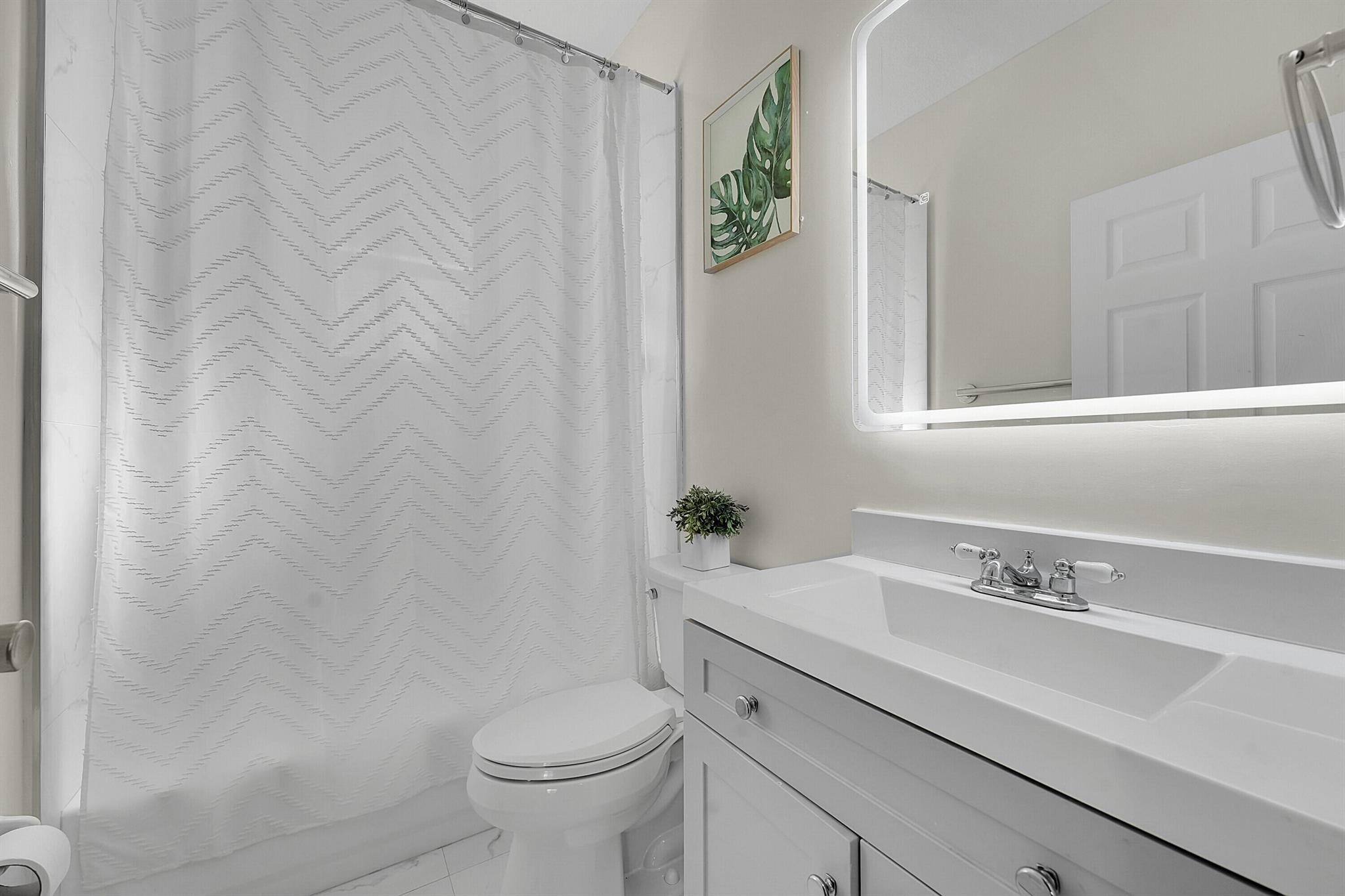 GREENVIEW SHORES 2 OF WEL - Residential Lease