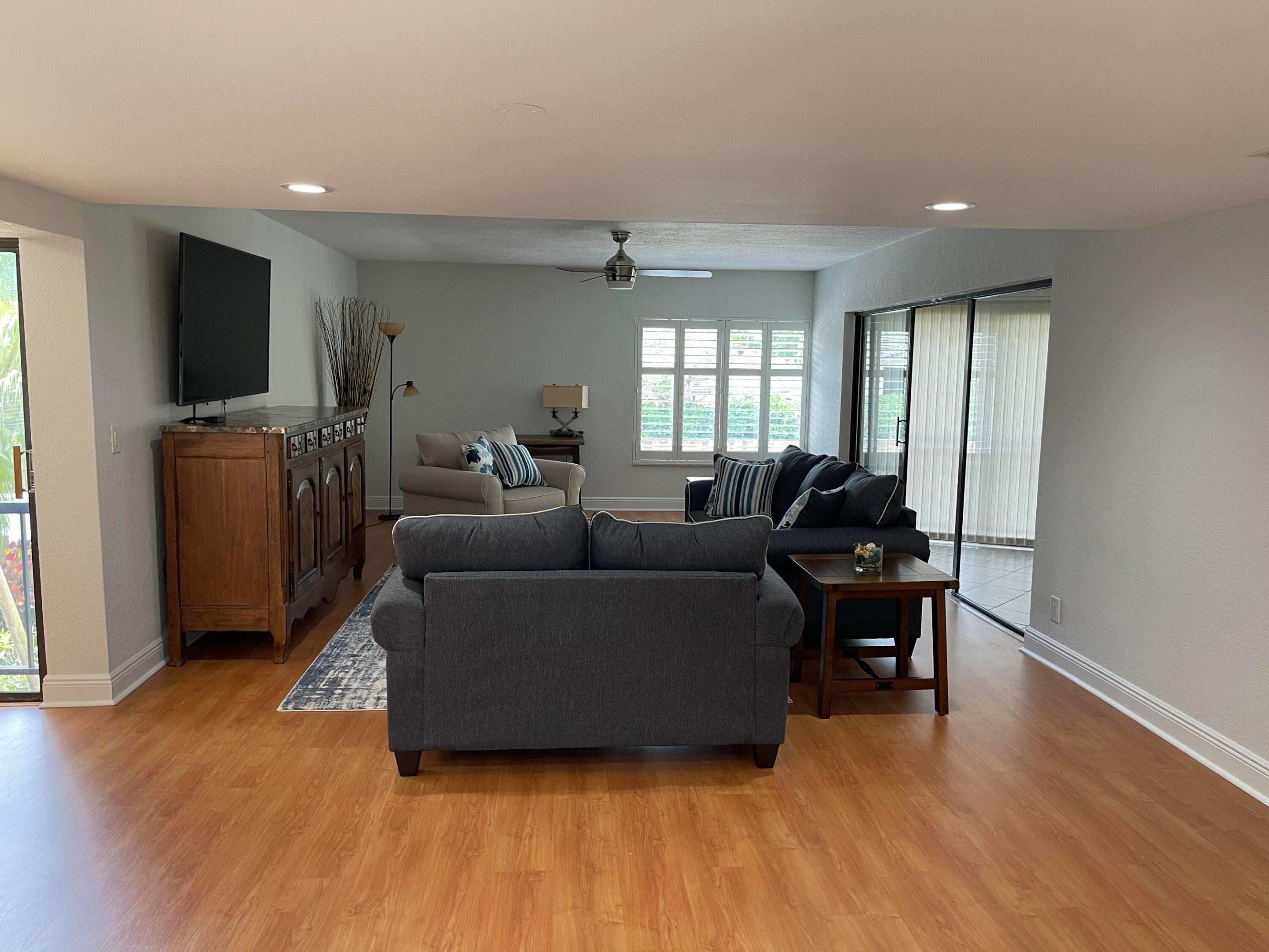 Twelve Oaks - Residential Lease