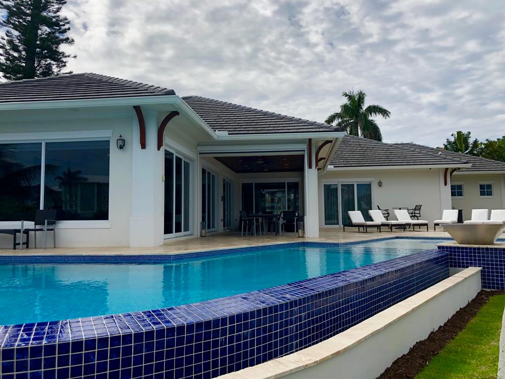 TROPIC ISLE 2ND SEC - Residential