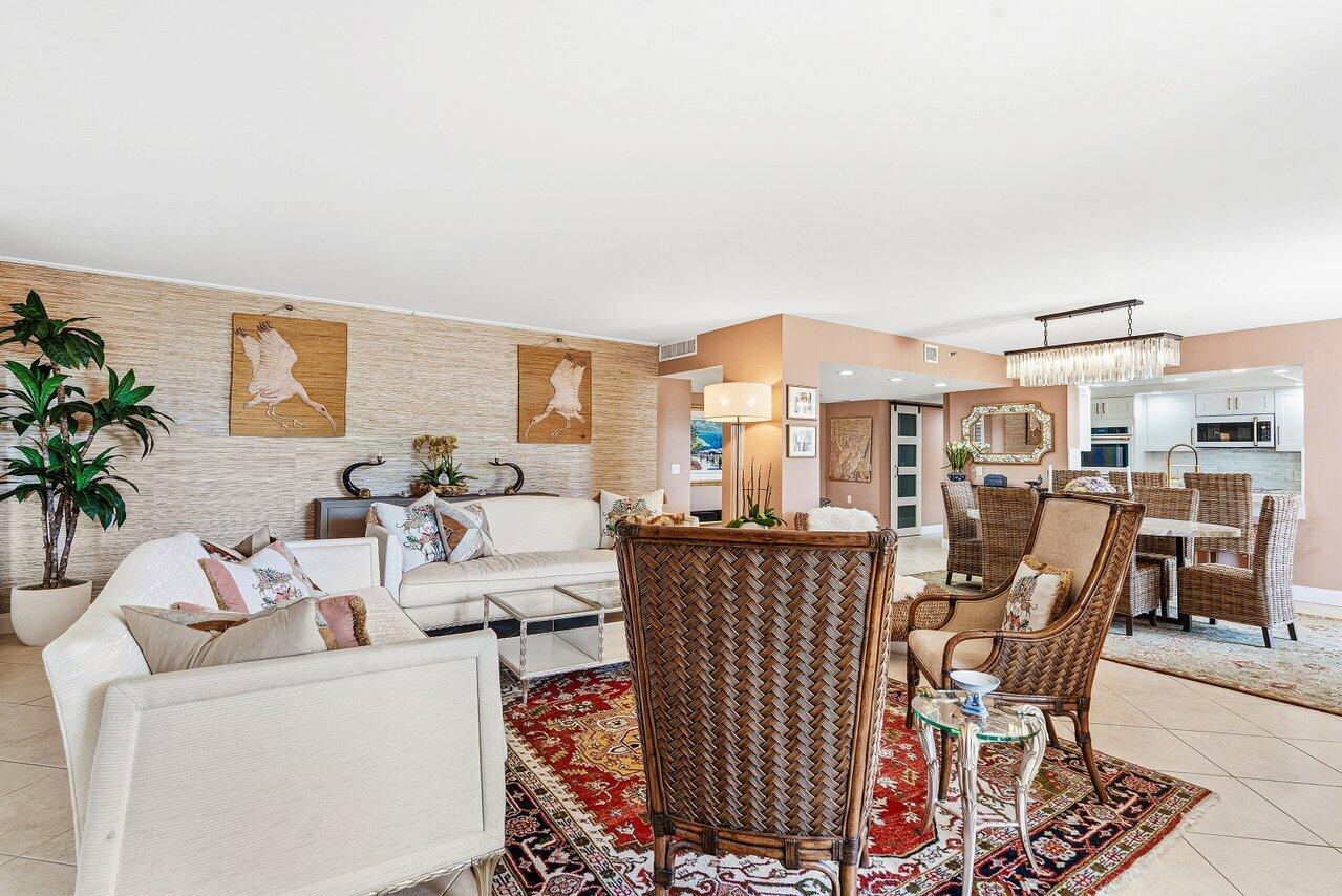 MARTINIQUE 2 CONDO - Residential