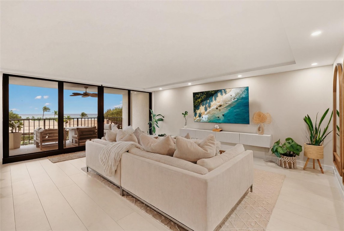 1905 N Ocean Boulevard 3D