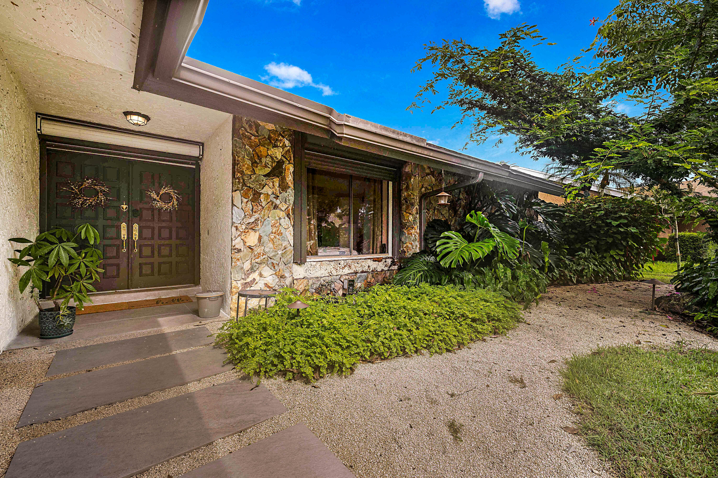 941 BAYBERRY POINT Drive