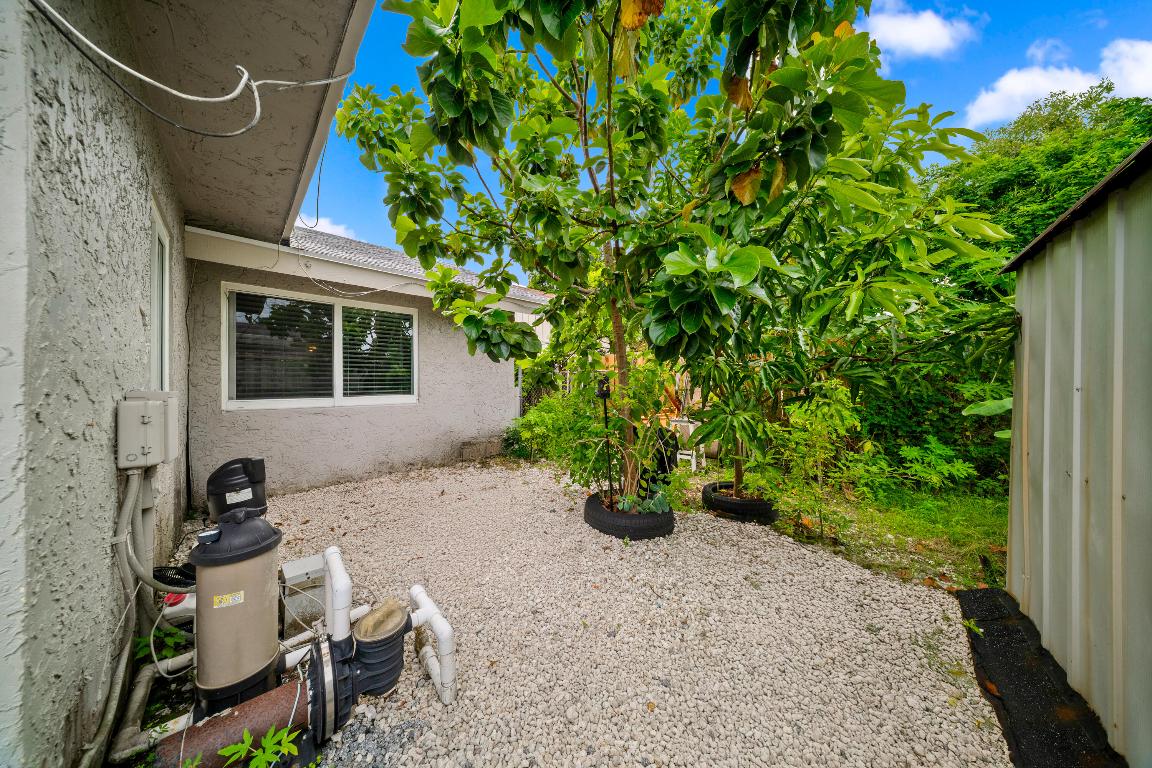 North Lauderdale - Residential