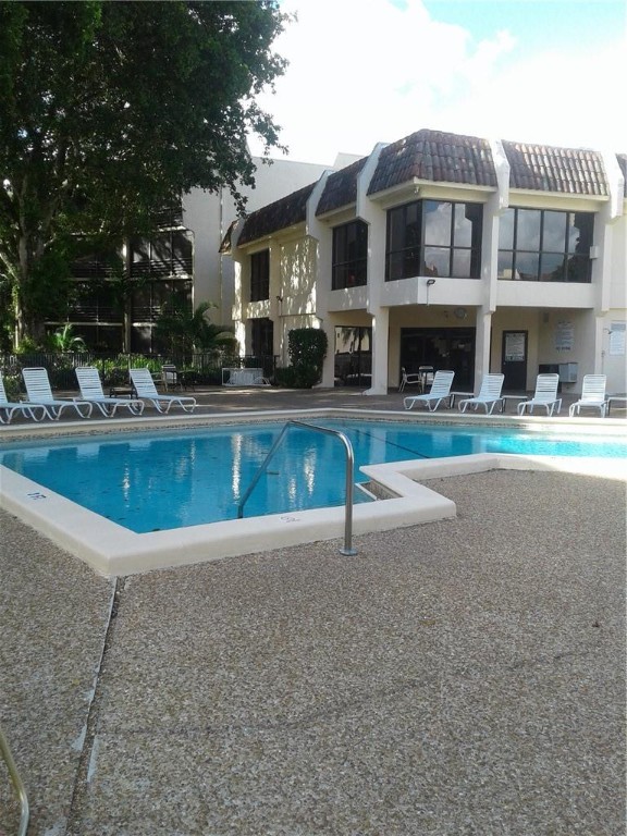 Plantation Club Condomini - Residential