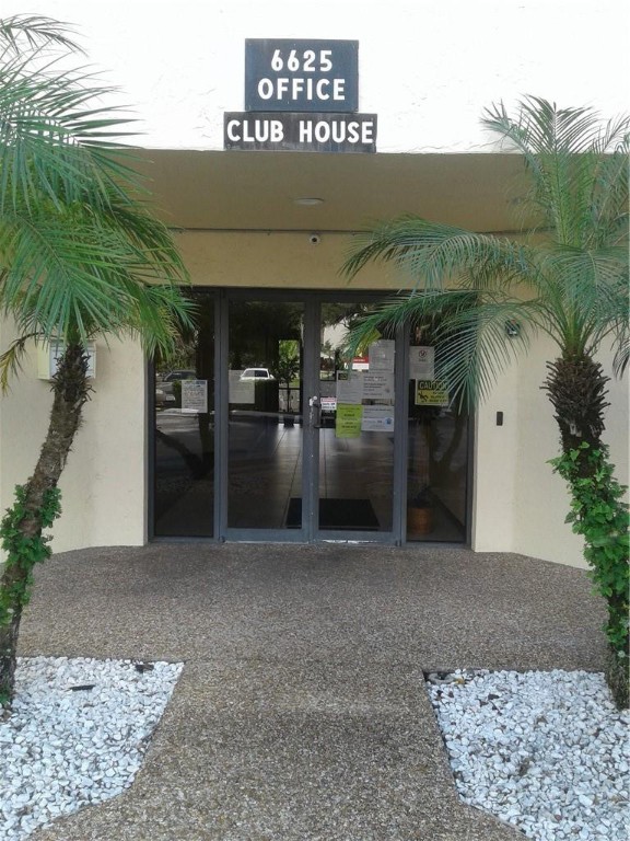 Plantation Club Condomini - Residential