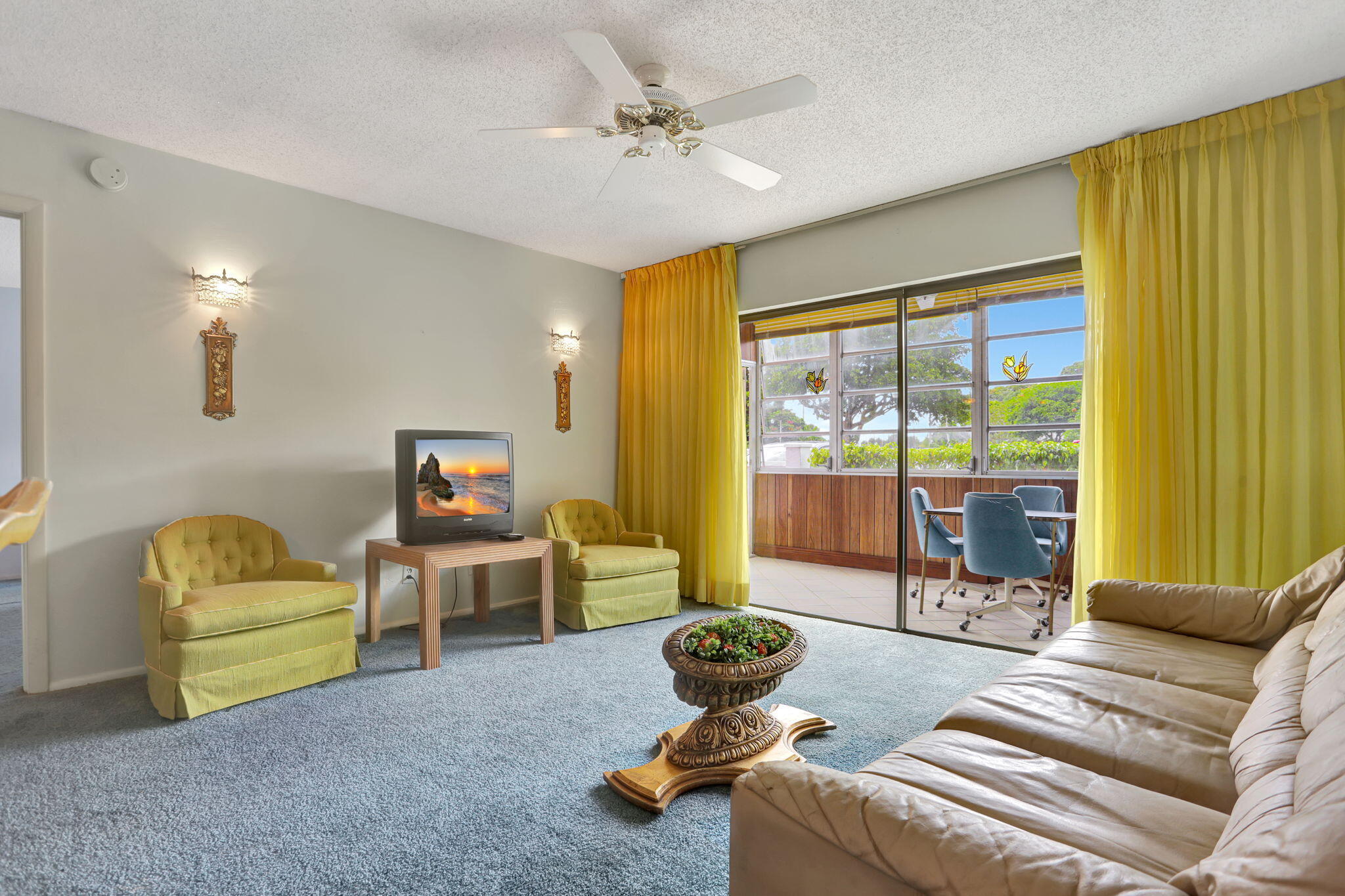 SAPPHIRE CONDO - Residential