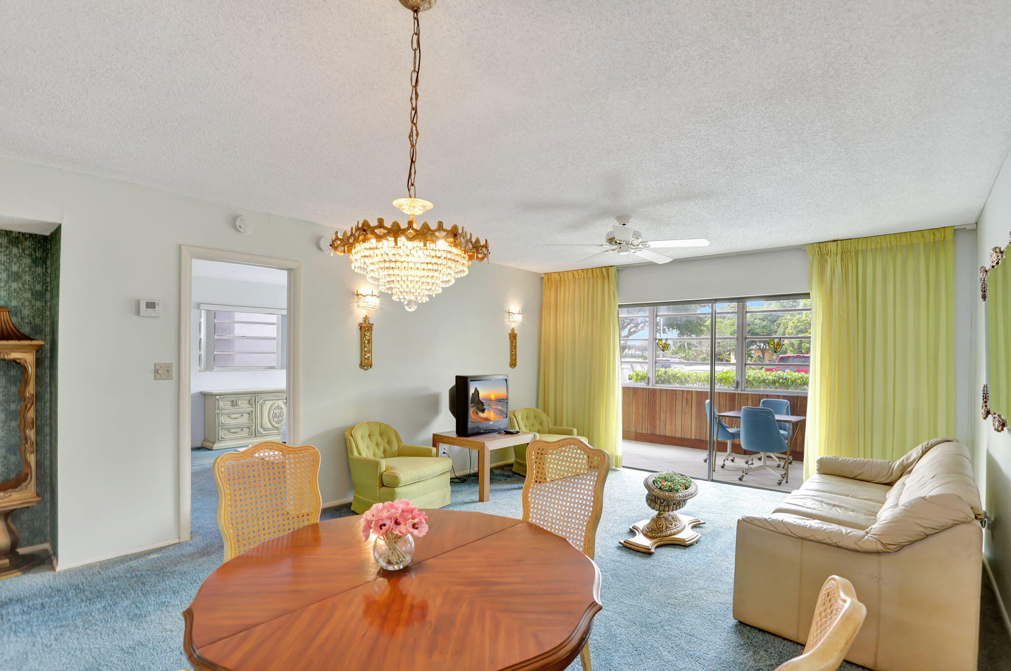 SAPPHIRE CONDO - Residential