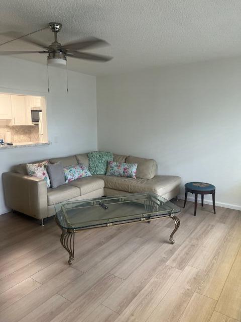 90 Mansfield C