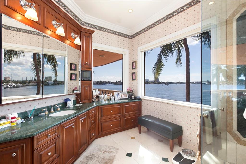 Rio Vista Isles - Residential