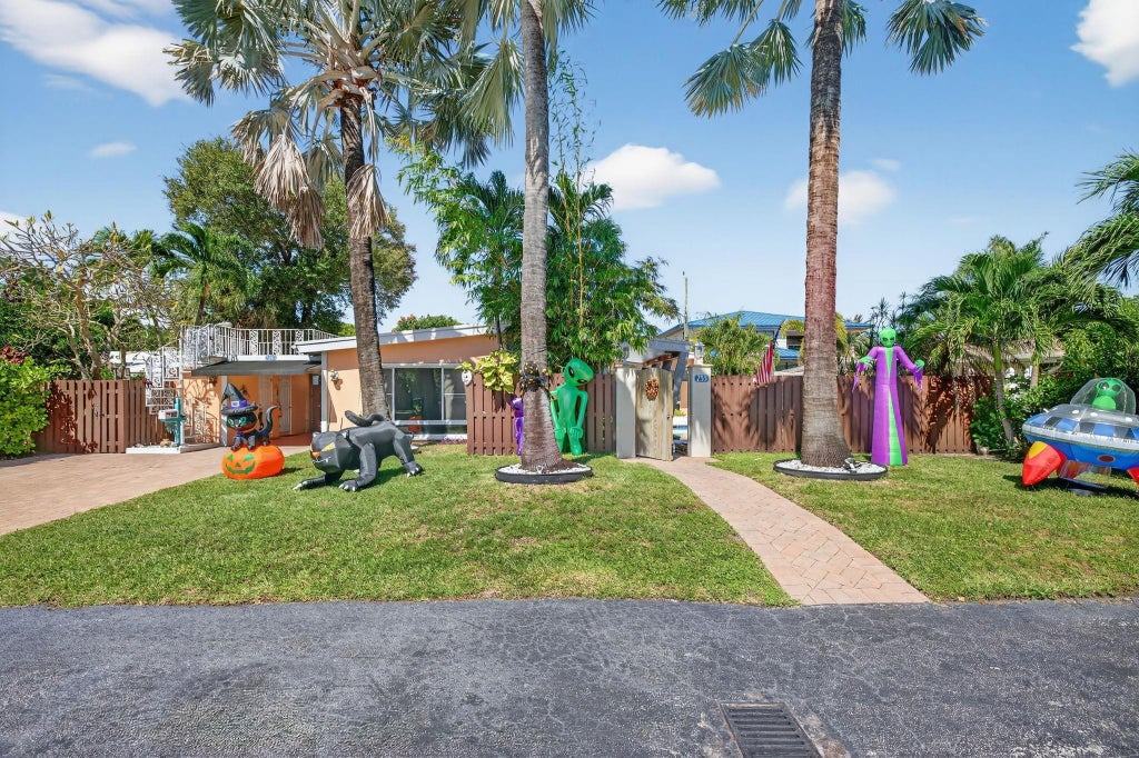Photo of 255 Neptune Avenue, Fort Lauderdale, FL 33308 (MLS # F10532474)