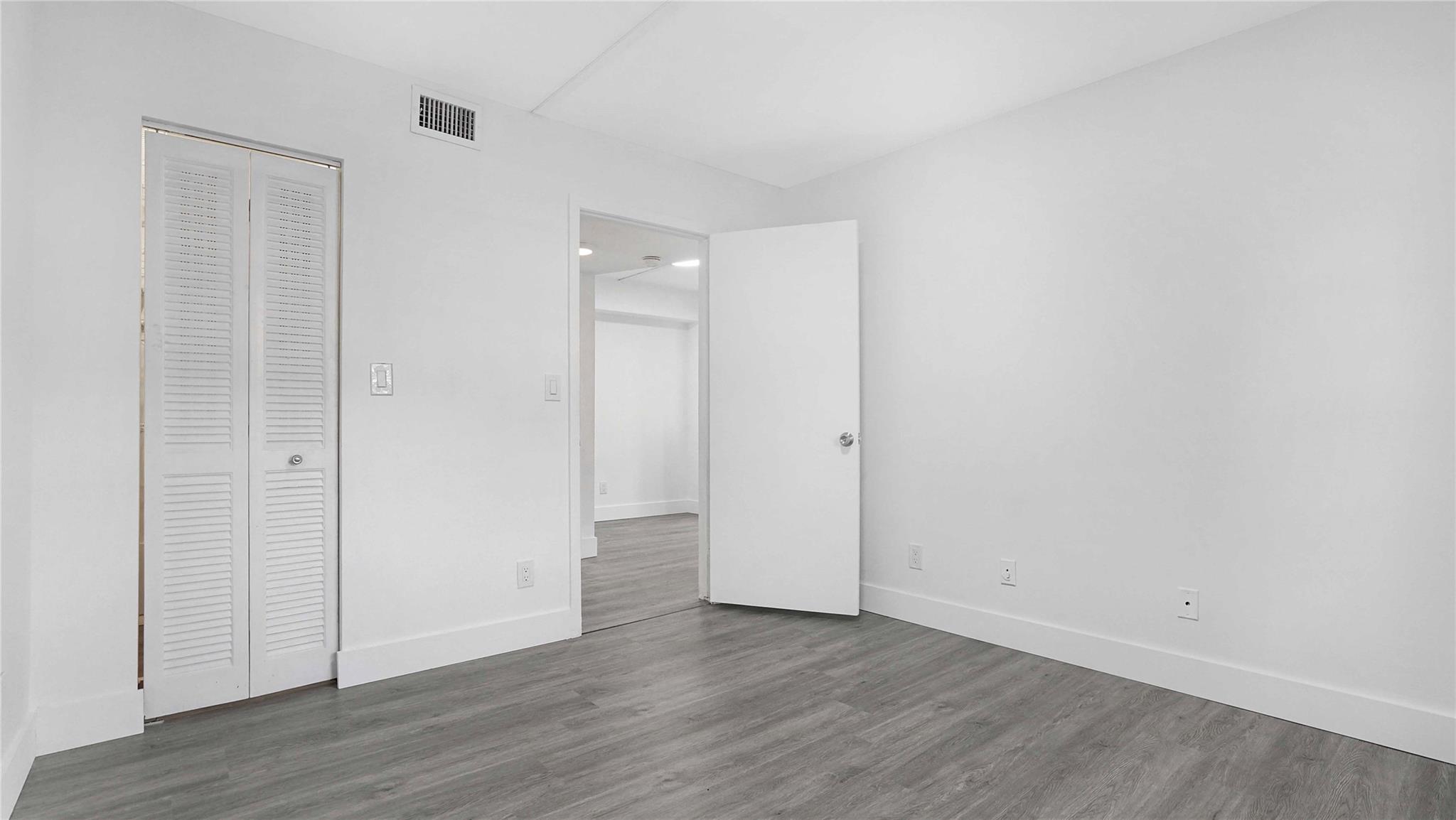 BOCA COVE - Residential Lease