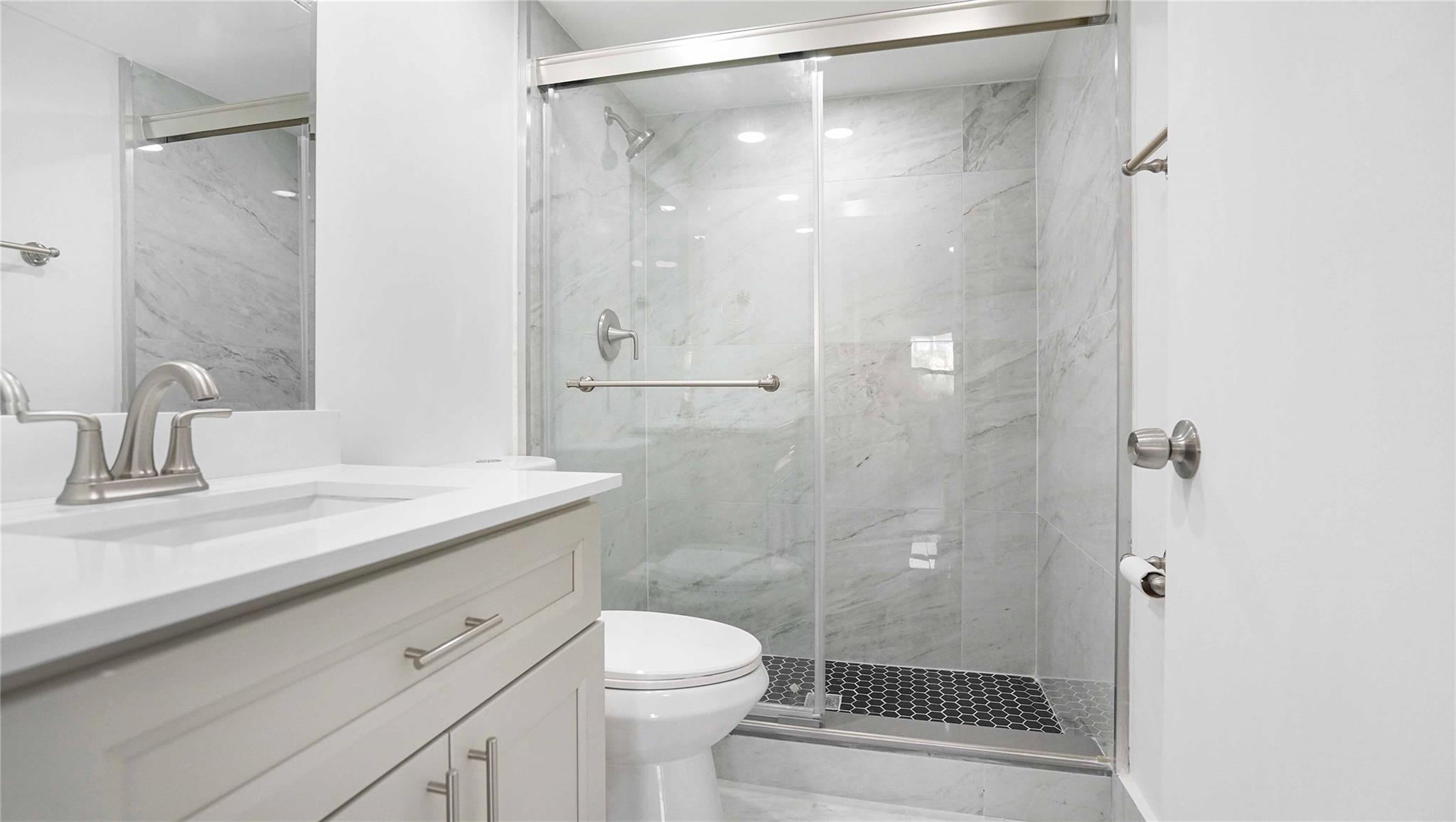 BOCA COVE - Residential Lease