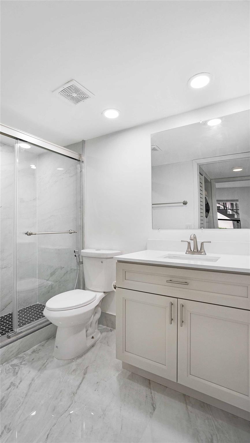 BOCA COVE - Residential Lease