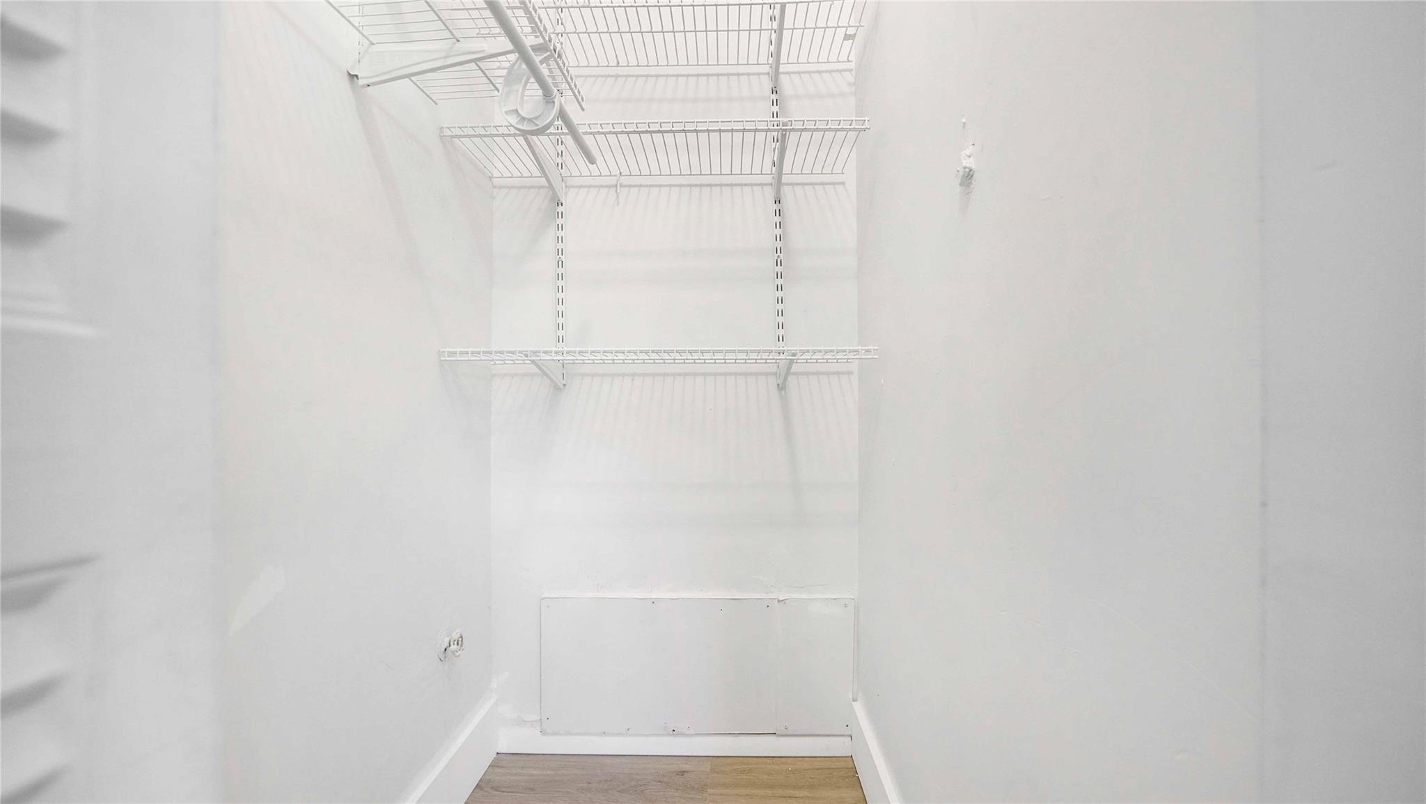 BOCA COVE - Residential Lease