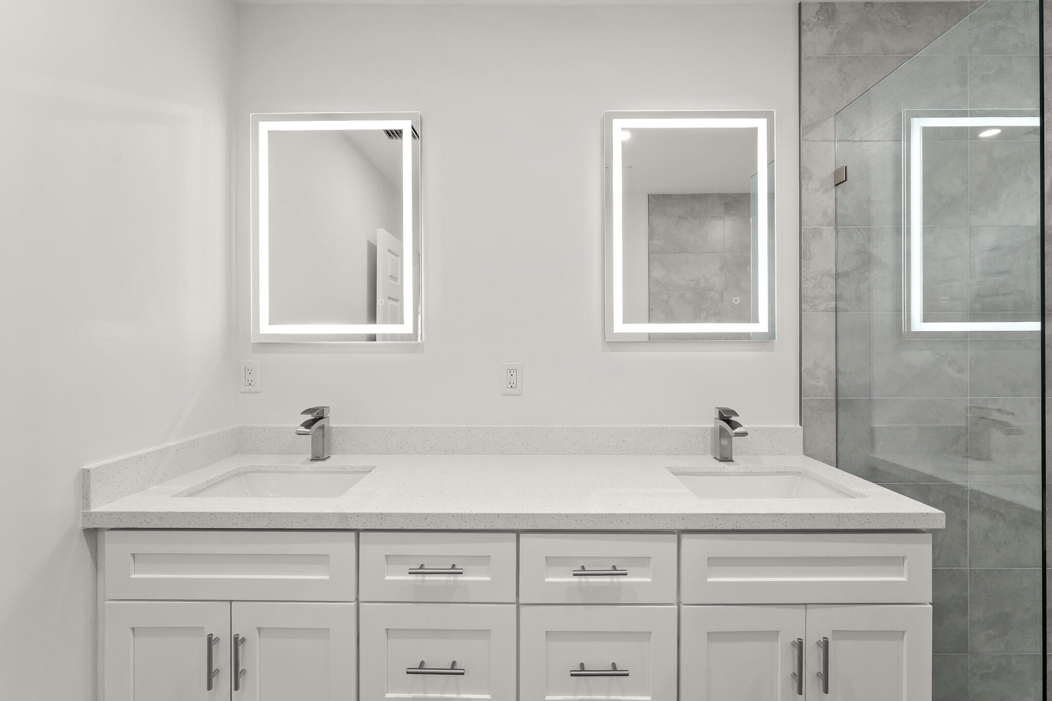 RIVIERA REPLAT - Residential