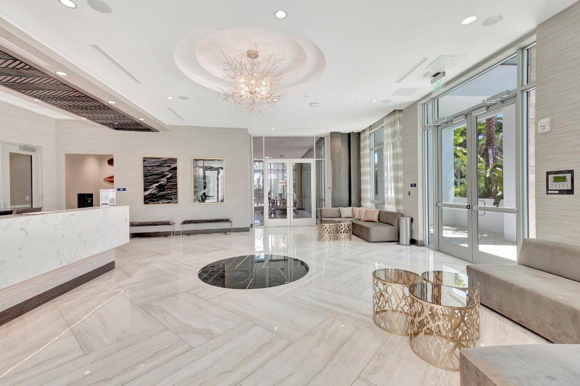 Royal Palm Residences - Residential