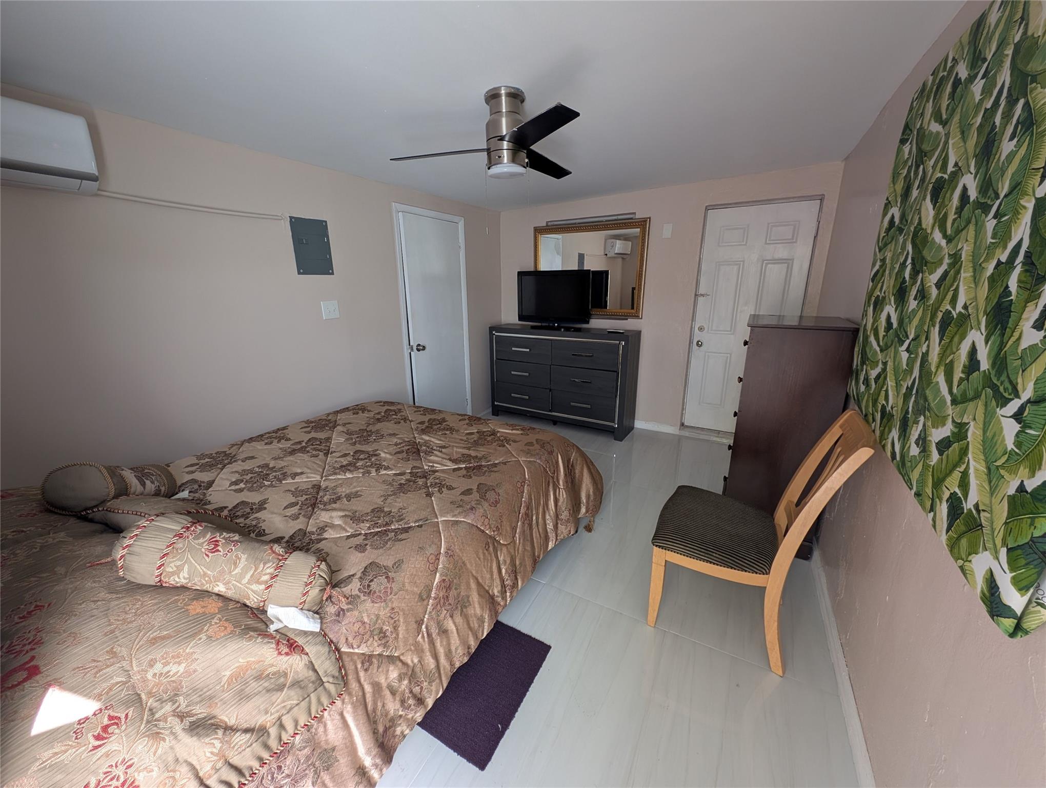 Sunrise Golf Village - Residential Lease