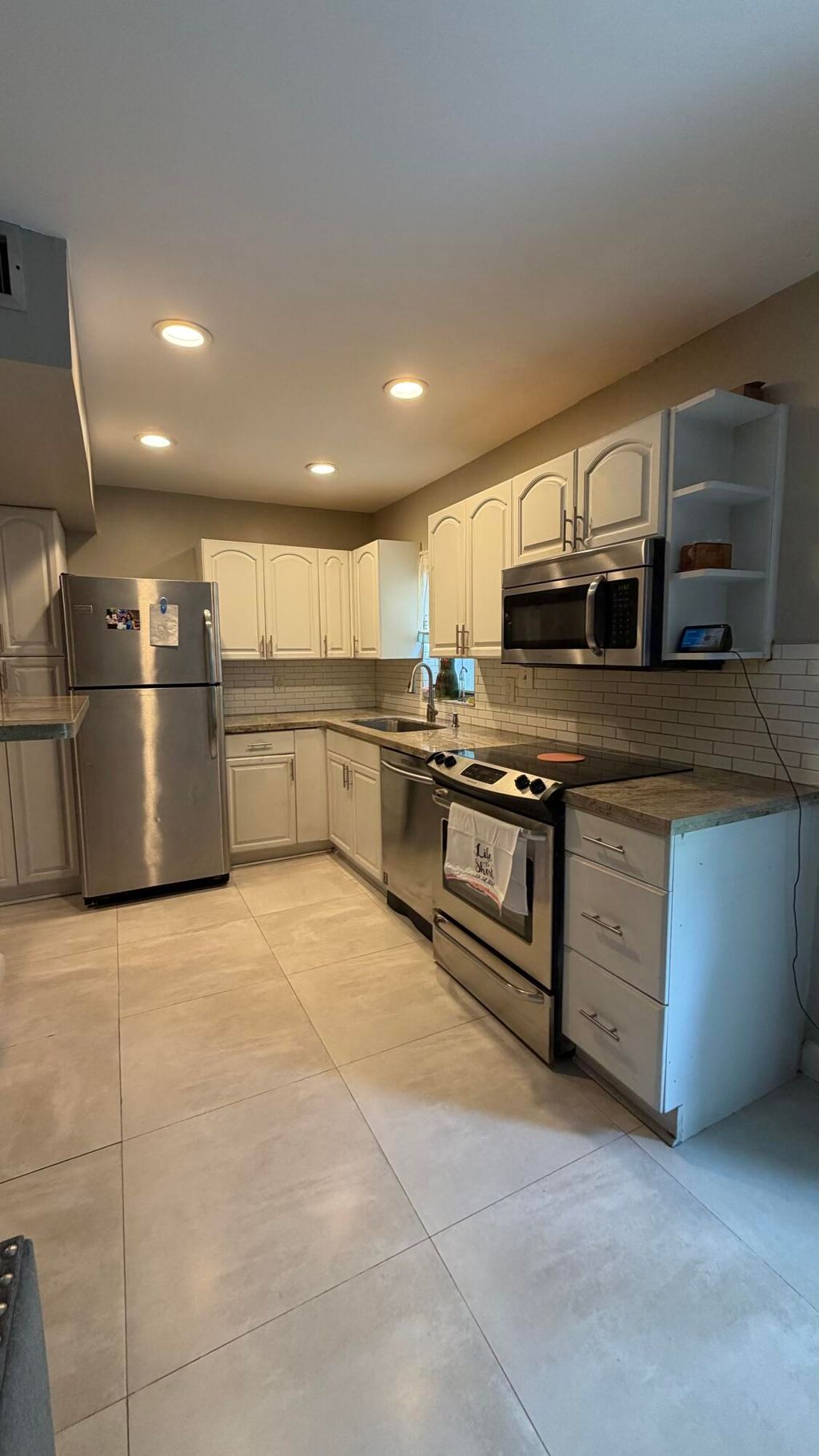 Photo of 7541 NW 16th Street NW #1105, Plantation, FL 33313 (MLS # B26017638)