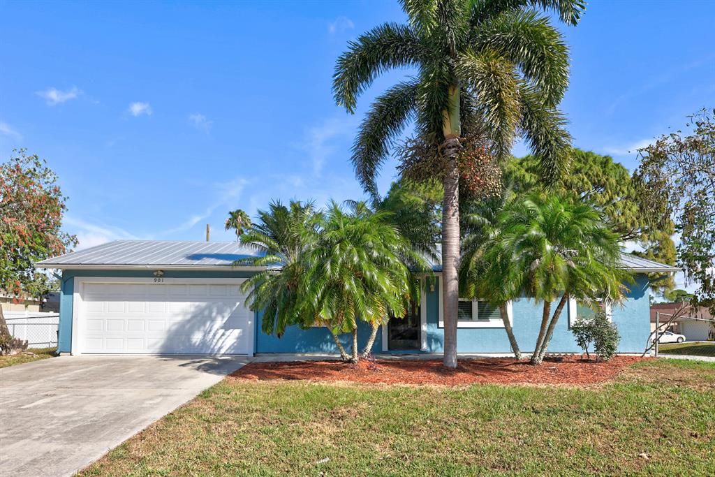 Photo of 901 SW Fenway Road, Port St Lucie, FL 34953 (MLS # R10882801)