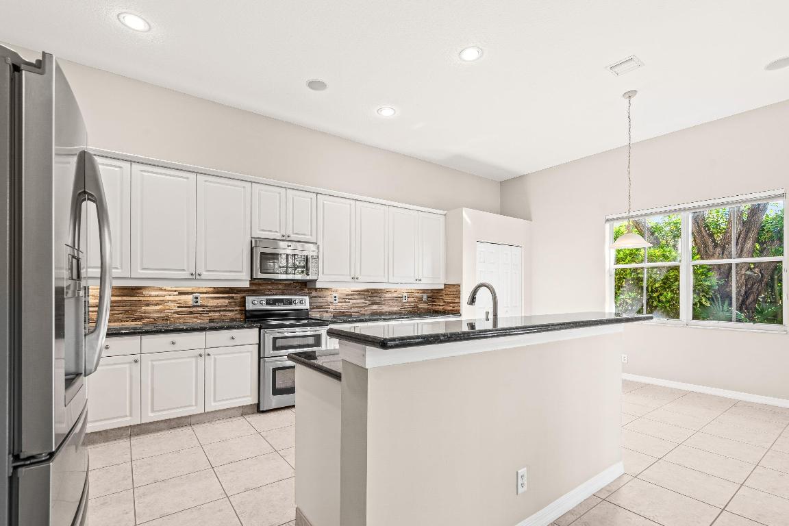 SECTOR 2-PARCELS 17 18 19 & 20 - Residential Lease