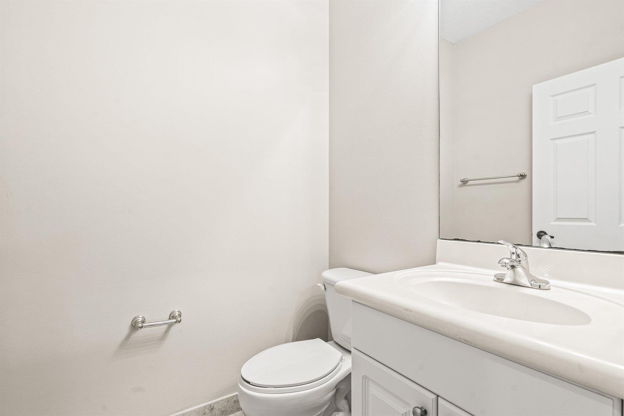 SECTOR 2-PARCELS 17 18 19 - Residential Lease