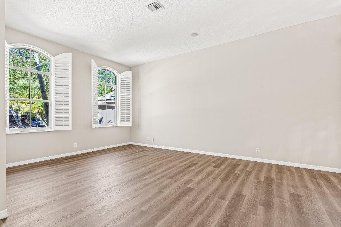 SECTOR 2-PARCELS 17 18 19 & 20 - Residential Lease