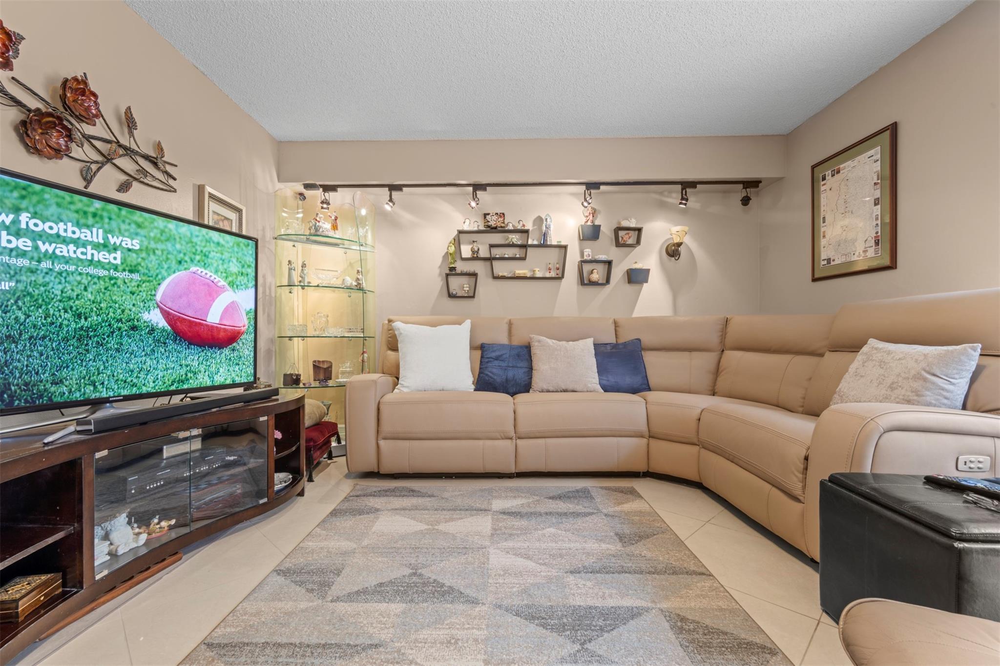 Waterford Courtyards - Residential