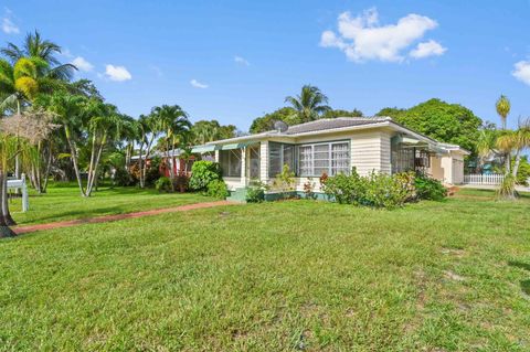 A home in Lake Worth Beach