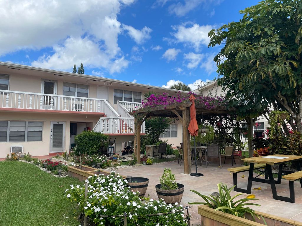 Photo of 91 Coventry D, West Palm Beach, FL 33417 (MLS # R10779908)