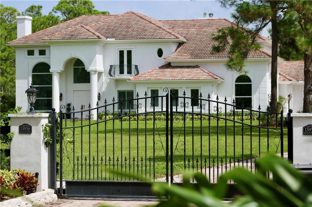 Photo of 13956 Cocoa Plum Rd, West Palm Beach, FL 33418 (MLS # F10298750)