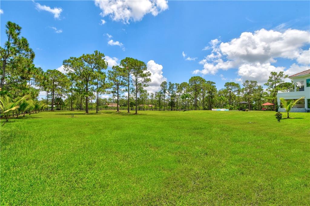 Caloosa 1st Add - Residential