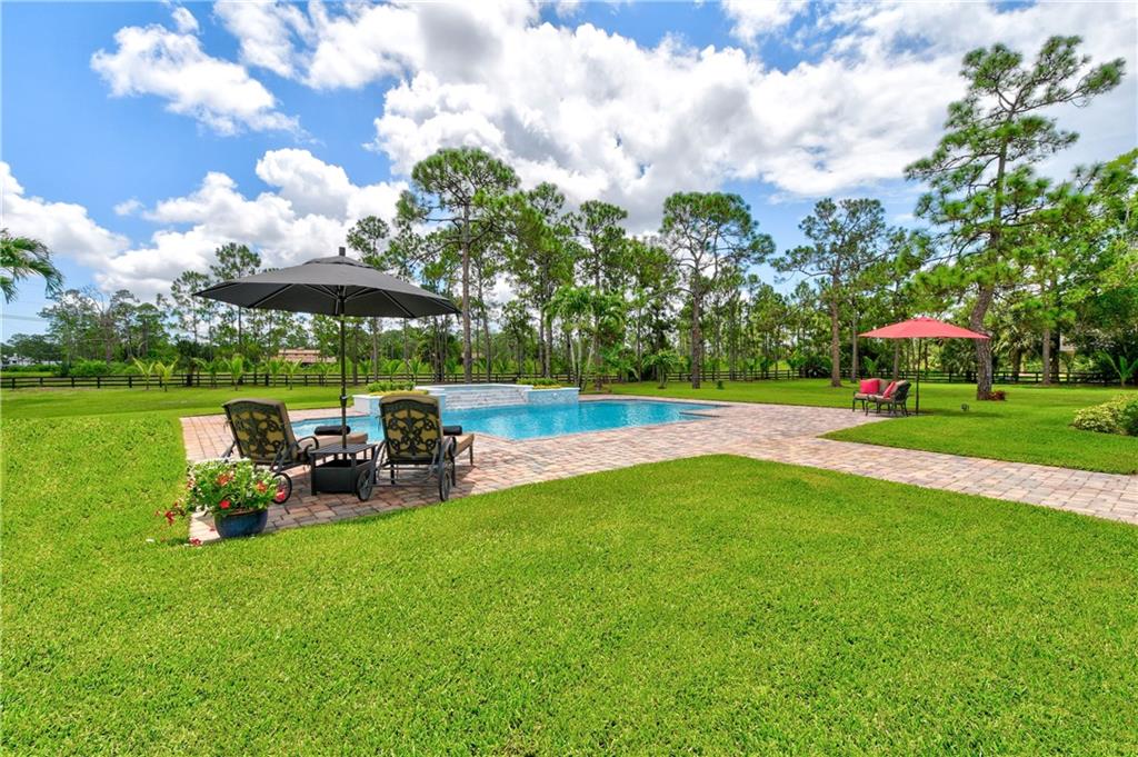 Caloosa 1st Add - Residential