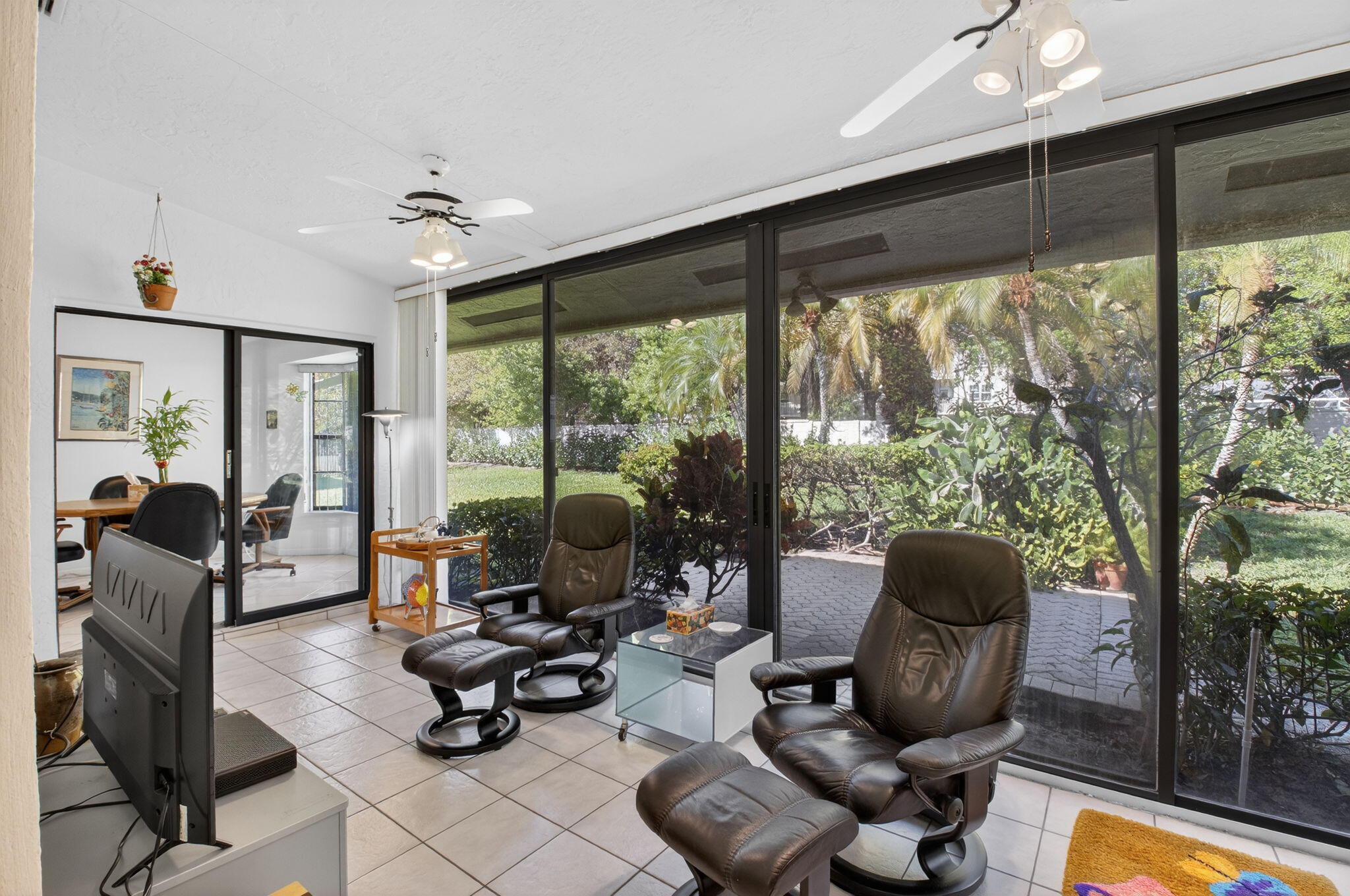 WINDWARD PALM BEACH - Residential