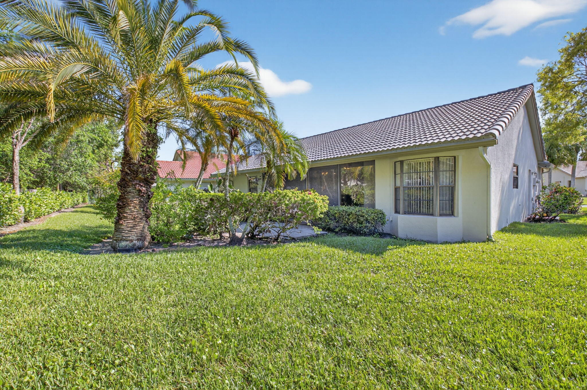 WINDWARD PALM BEACH - Residential