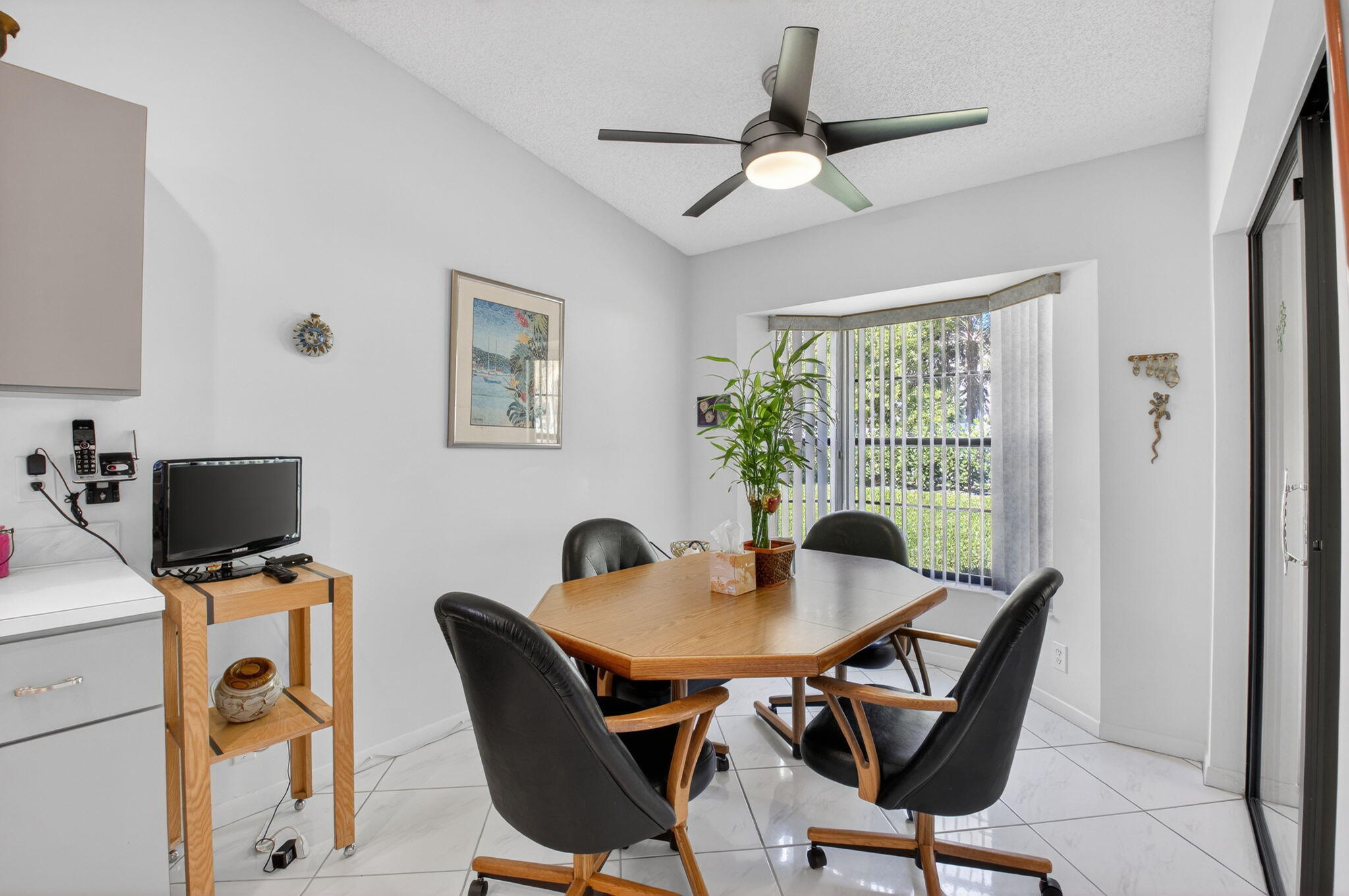 WINDWARD PALM BEACH - Residential