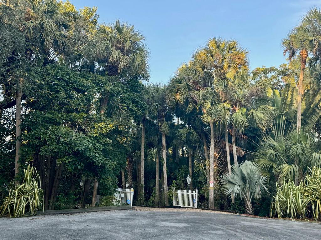 WHITE CITY SUBDIVISION - Land