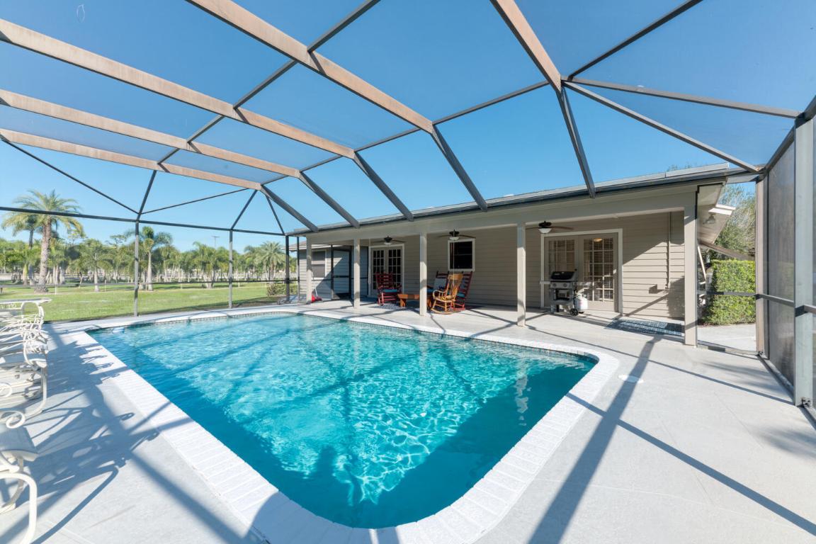 LOXAHATCHEE GROVES - Residential