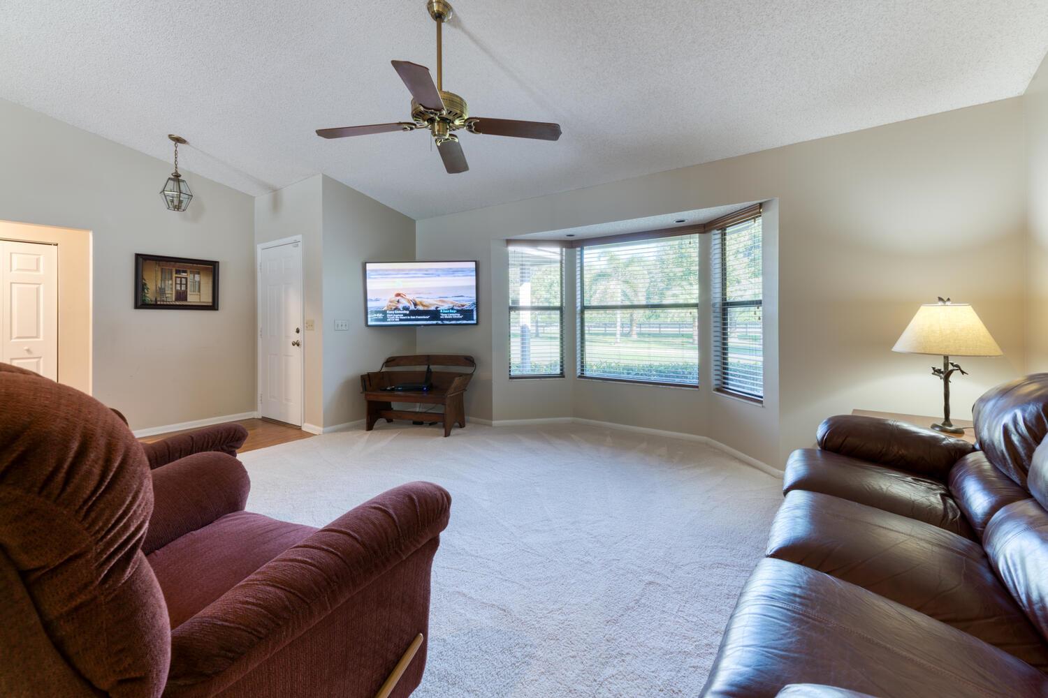 LOXAHATCHEE GROVES - Residential