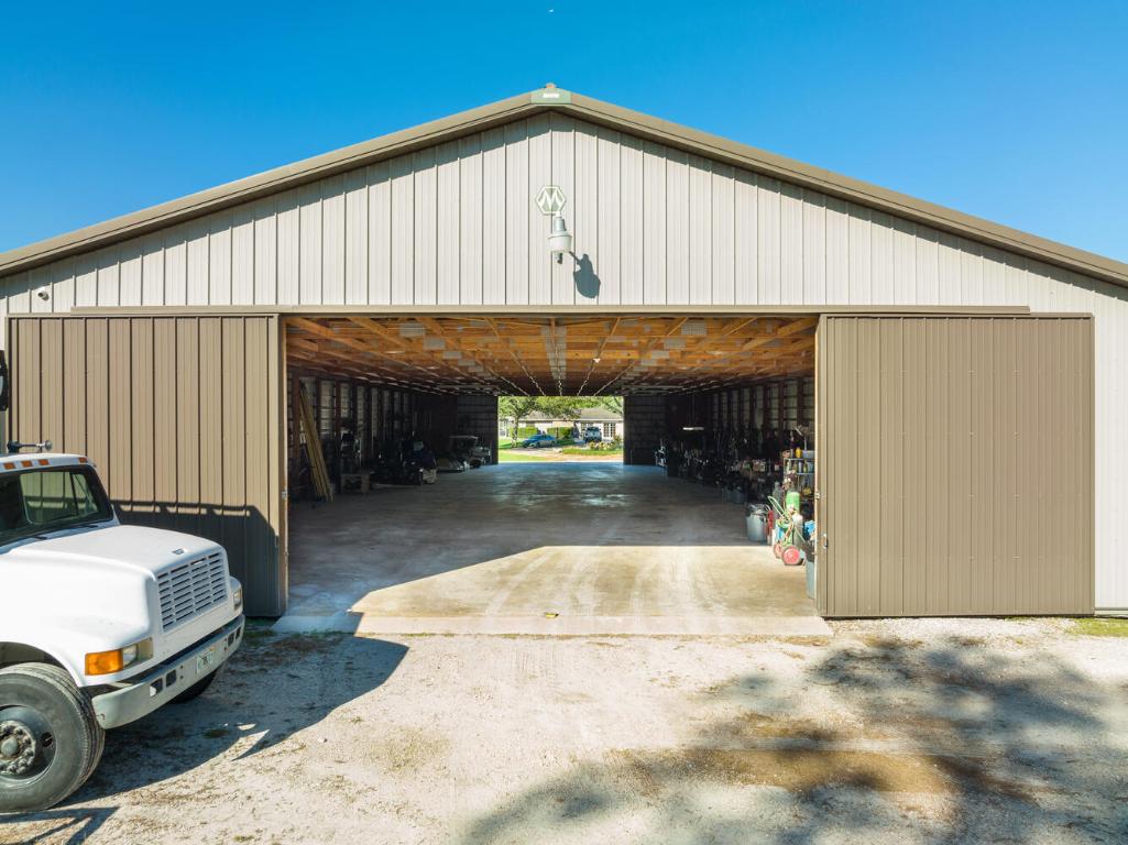 LOXAHATCHEE GROVES - Residential